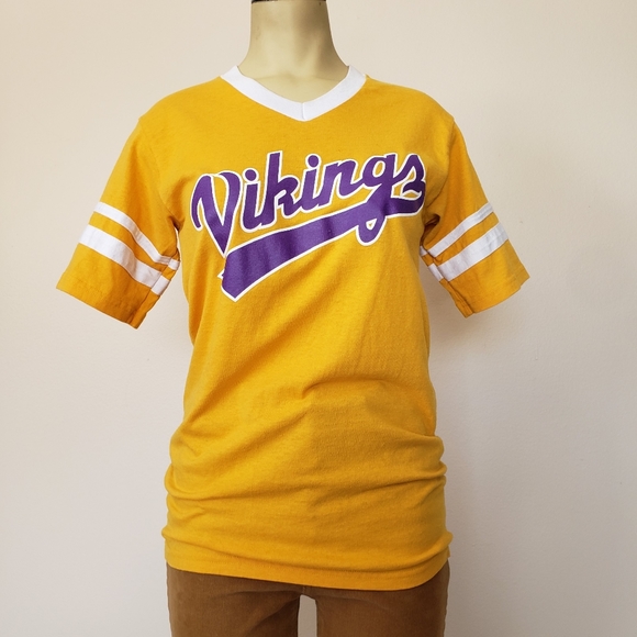 Vintage Tops - VTG Retro Viking T-Shirt
